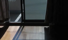 49歳の女、同居女性の唇を針と糸で縫い逮捕される　女性は全治不詳のけが 話ができない状態だったという　茨城　