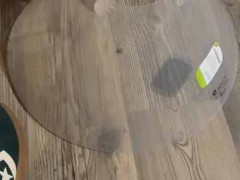 首に装着する医療器具が床に置いてあった。それはキミのじゃないよ → 彼女はこうなった…