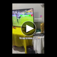【動画】ブラジル人さん、サッカー負けてテレビを破壊
