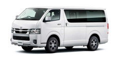 トヨタ「ハイエース」改良モデル発売 さらに進化した最新「商用バン」の特徴は？