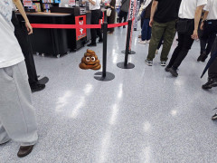 【3日連続で脱糞騒ぎ】池袋のヨドバシ、◯んこの聖地になる