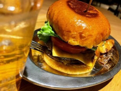 【悲報】モスバーガー、ようやく気づいた模様・・・・・