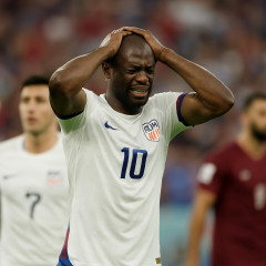 「天罰をくらった」「ずるしても負けた」FIFA異例措置で物議のアメリカ、16強敗退にSNS反響「トランプが余計なことしたせい」   #W杯 |  いい負けた言い訳だったのに