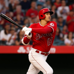 大谷翔平19号・逆転2ランホームラン 次打席では2点適時打 メジャー通算300号まであと「1」   #MLB |  だから何？