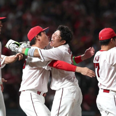 カープ『七夕の奇跡2026』坂倉逆転サヨナラ2ラン！秋山反撃犠飛！モン激走生還！岡本5回3失点も島内辻ら0封リレー！9年ぶり7月7日ヤクルト戦で劇的決着！【広島4x-3ヤクルト/試合結果】
