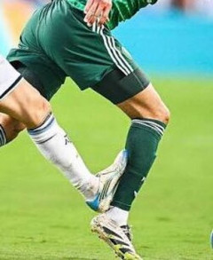 【悲報】W杯、クリロナのせいでもうめちゃくちゃ