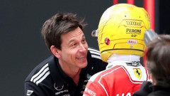 メルセデス代表、F1イギリスGP決勝のSCフィニッシュに「2021アブダビでこうなって欲しかった（笑）」