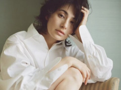 【画像】ホラン千秋(39)の生足、えちえちすぎてしまうwwwwww