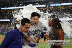 韓国人「大谷がMLB通算300号達成！史上初のアジア人300本塁打にアメリカ人も衝撃！」→「次の記録まであと2本‥」