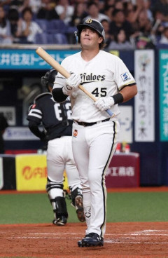 オリックス・シーモア　2打席連続三振で代打出され途中交代　41打席連続無安打に