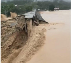 【速報】中国・広西で決壊したダムの堤体の様子がこちら