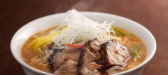 日本三大ラーメンに格落ちが一つおるよな