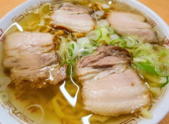 日本3大ラーメン「札幌味噌」「博多豚骨」← わかる　「喜多方ラーメン」← は？