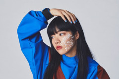 【画像】あいみょんさん、体中のタトゥー＆タトゥーシールを公開してしまう