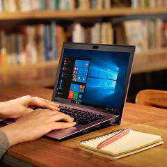 【悲報】初めて買ったPCの機種おぼえてる？ｗｗｗｗｗｗｗｗｗｗ