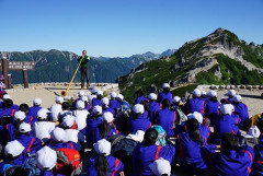 【悲報】学校登山とかいう狂気の行事