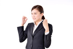 私「ソファが欲しいの」同僚「私もソファが欲しかったのよねー（ポチ）」→マネされたことにちょっと複雑な気分。