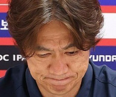 サッカー韓国代表のホン・ミョンボ監督、戦犯扱いされ国会に呼び出される...