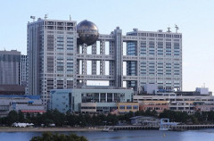 【悲報】フジテレビ、トチ狂って「恋愛ドラマ制作禁止令」を出してしまう