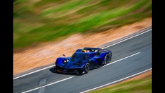 【動画】レッドブルリザーブの角田裕毅、グッドウッドでニューエイ先生デザインのRB17を走らせる