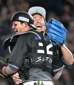 ロッテの若手「あんなところで(益田を)投げさせるのをやめてください」