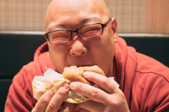 ひとりで外食できない男ｗｗｗｗｗｗｗｗ