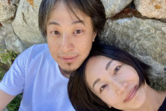 【画像】ひろゆきの嫁、ガチで美人すぎてしまう