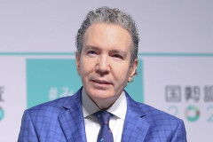 【困惑】デーブ・スペクターさん、佐藤二朗さんトラブルに疑問「ノックはしたはず。それはアポなしじゃない」