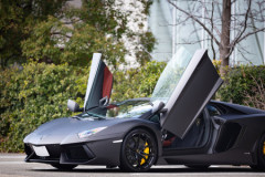 スポーツカーとかいう男の自己満だけのやつwww