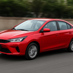 中身は中国車の現実 トヨタやホンダが学ぶ安く速いものづくり   #日本車 |  え、シャーシを中国製に？