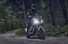 ワイ、DCTのバイクに乗って感動ｗｗｗｗｗｗｗｗｗ