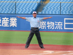 【悲報】高校野球の審判さん、萎えてしまうwwwwwwwwwwwwwwwwwwww