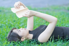 【驚愕】読書、メリットしかなかった…『脳を強化してストレスを低減させて長生きさせます』