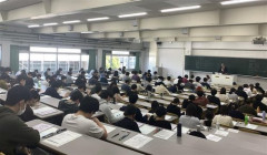 【悲報】おまえら「公務員なんて誰でもなれる無能集団」