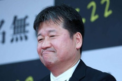 【悲報】佐藤二朗さん、「あれ？この女優は触って良かったんだっけ？」と悩むようになっていた