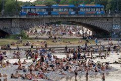 【悲報】欧州、熱波期間中の6月下旬に暑さの死者が1万人超に何でエアコン付けないんや?