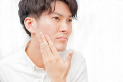 【速報】中年男性、覚醒「美肌になりたい」→ 男性美容市場が急拡大