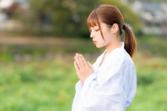 【画像】JK巫女さん、公開生着替えｗｗｗｗｗｗｗｗｗｗｗｗｗｗ