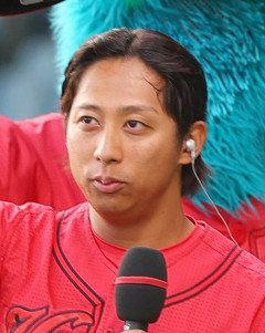 【悲報】広島カープ鈴木球団本部長「週刊誌の報道に関してコメントすることはない」・・・・・・・・・