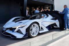 【画像あり】ドイツ生まれのスーパーカー、かっこいい