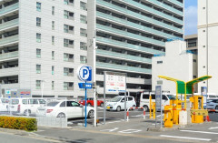 田舎「平均年収400万円です、車必須です」←無理でワロタ