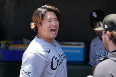 【朗報】村上宗隆さん、日本製温水洗浄便座でホワイトソックス同僚の心とお尻を掴むｗｗｗｗｗｗｗｗｗｗ