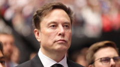 【悲報】イーロン・マスクが「月」や「火星」への移住を掲げてるけど