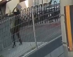 【動画】渋滞待ち中にAmazon置き配を完了させる「置き配のプロ」現るｗｗｗｗｗｗ