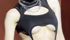 【画像】DJ SODAさん、天然の下乳を惜しげもなく披露ｗｗｗｗｗｗｗ