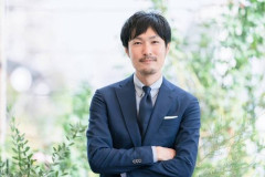 【悲報】女さん達「40歳のオジが30代の女と付き合えるわけないやろ！」