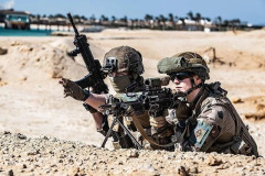 フランス人「お前らの国が最後に戦争をしたのは何年だった？」
