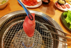 【恋愛】昨日焼肉きんぐで隣のカップルが飲み放題コース(1639円)の氷結レモンサワーで｢誕生日おめでとう｣って乾杯しててワロタ