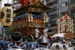 【悲報】お前ら、誰も祇園祭に行かない模様・・・