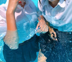 【驚愕】静岡の女子校公式アカウント、えちえち水遊び動画をアップしてしまうwwwwwwww